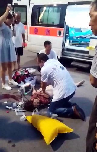 新澳門彩出號綜合走勢圖和開車看手機致3死與開車看手機導致車禍致人死亡