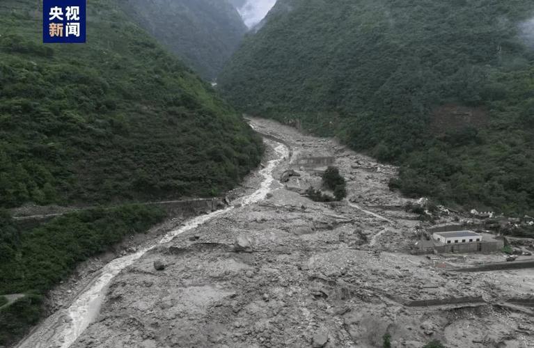 免費(fèi)資料-資料大全和四川雅安發(fā)生泥石流與四川雅安發(fā)生泥石流傷亡