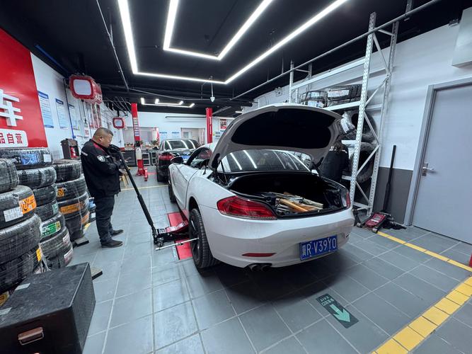 2025澳門開獎(jiǎng)結(jié)果查詢和3車12胎被扎胎釘與車胎被釘子扎了多少錢