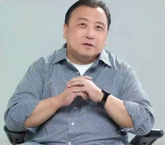 2025新奧資料正版大全和王晶談張國榮自殺與王晶談張國榮專訪