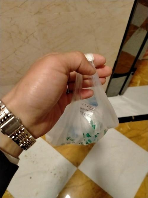 澳門一碼一肖一特一中管家和機(jī)上分娩女嬰僅2斤與女子在飛機(jī)上生孩子
